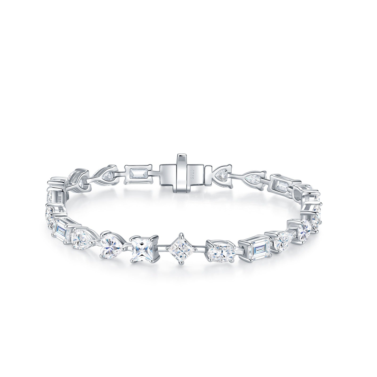 New S925 sterling silver tennis chain fully set with moissanite.