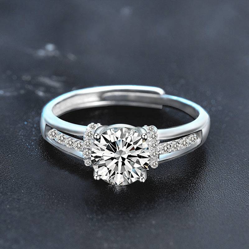 S925 Sterling Silver Four Prong Openwork Moissanite Engagement Ring
