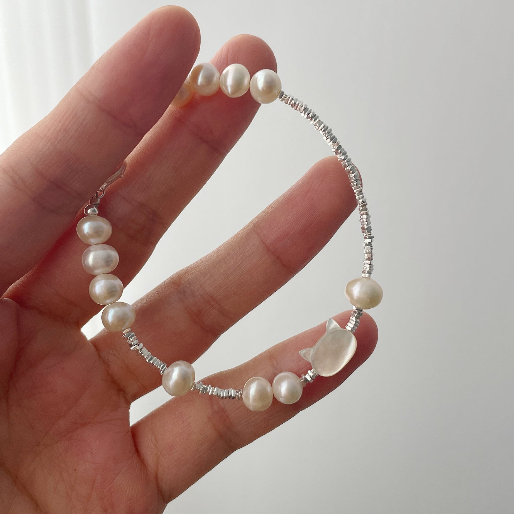S925 silver natural fritillary cat freshwater pearl broken silver bracelet