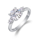 S925 Silver Moissanite "Guardian" Closed Ring