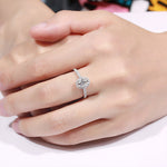 S925 Sterling Silver Oval Moissanite Ring