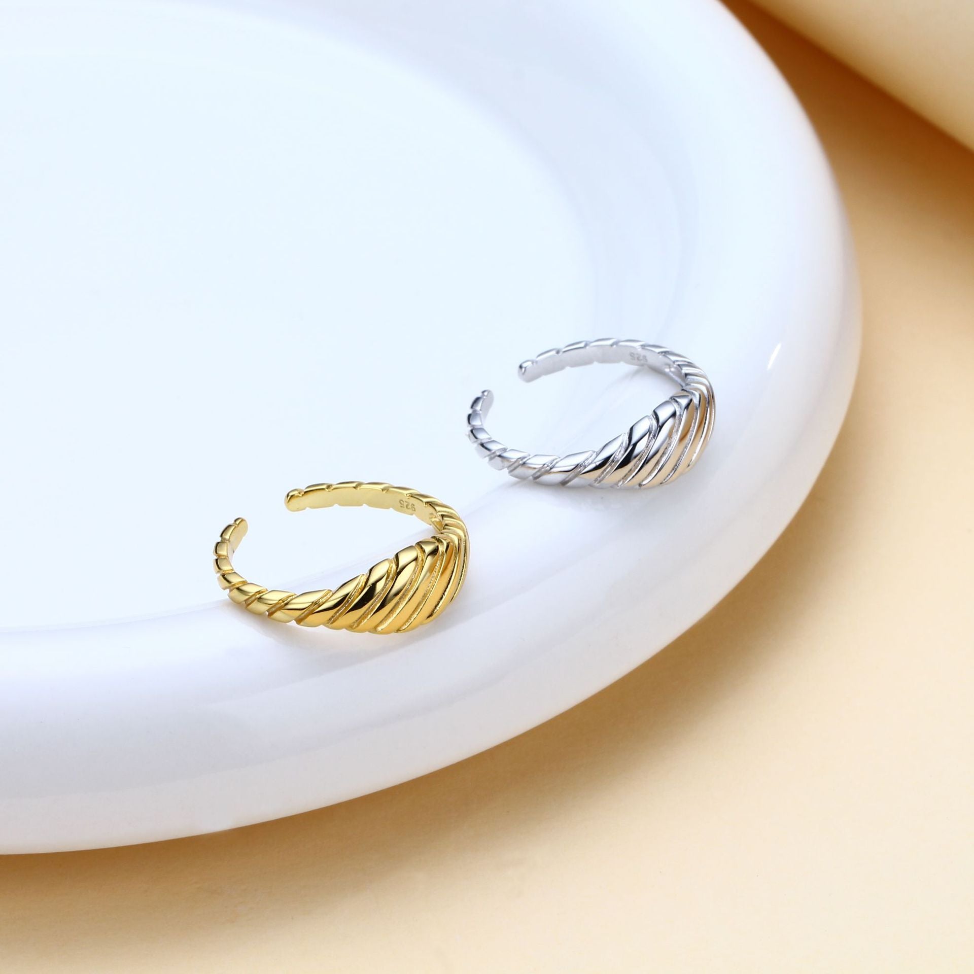 European and American style croissant twisted open ring S925 sterling silver