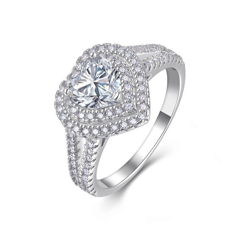 S925 Sterling Silver Statement Heart-Shaped Moissanite Ring