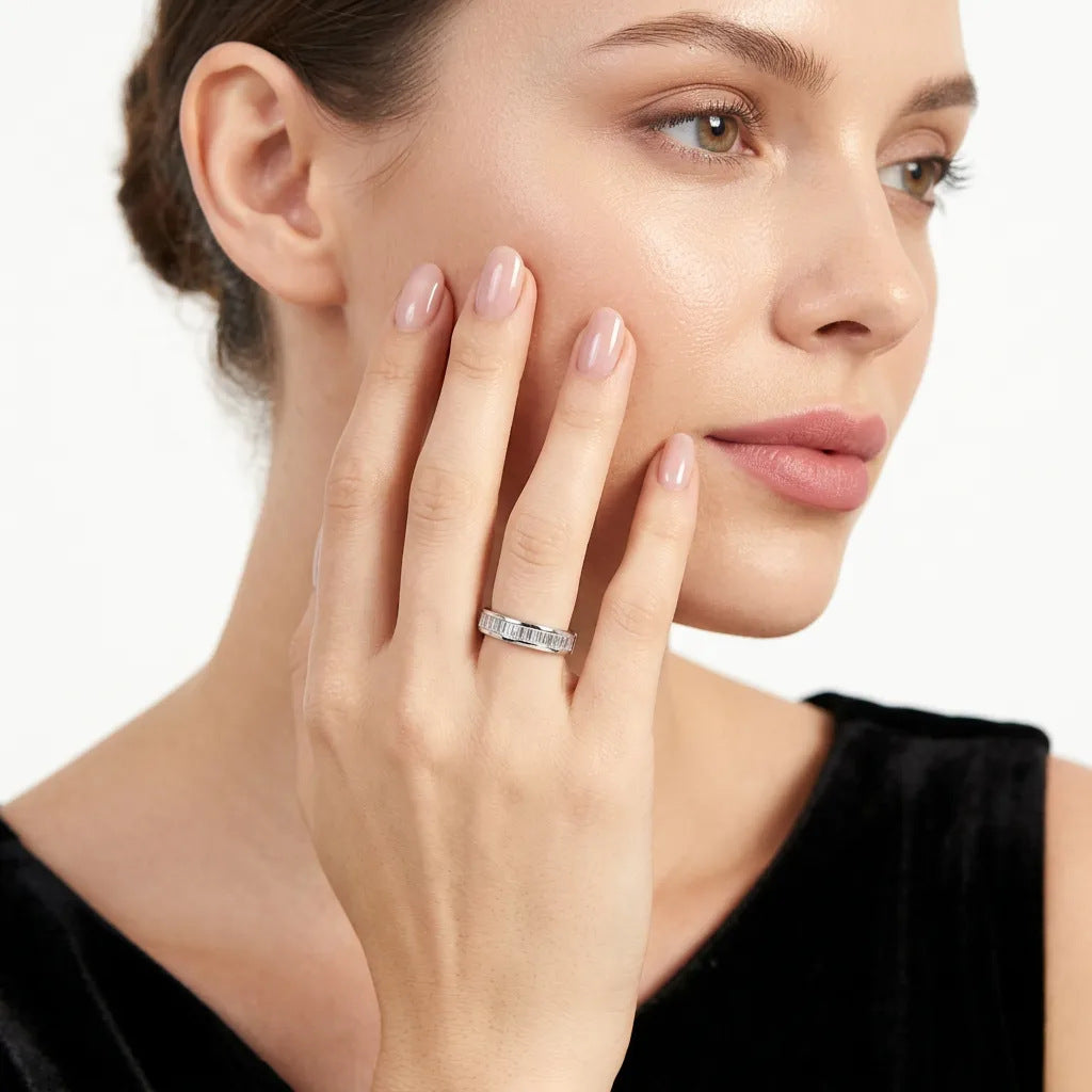 S925 Sterling Silver Ring with Flat-Set Baguette Moissanite