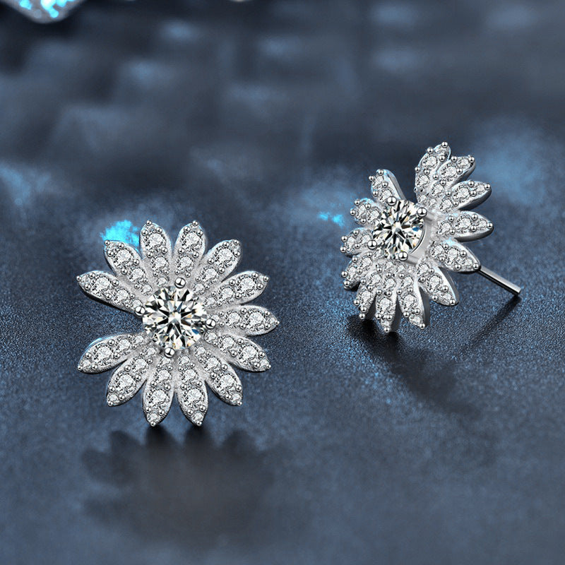 S925 Silver-Post Daisy Flower Stud Earrings with Moissanite