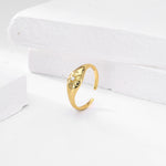 Versatile S925 sterling silver ring with sparkling diamonds and a small floral design