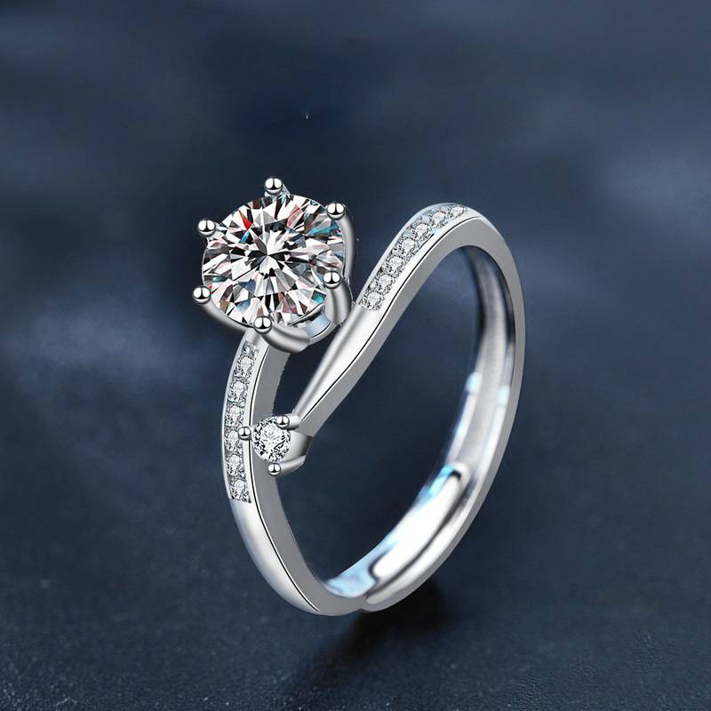 S925 Sterling Silver “Dream Chaser” Moissanite Ring