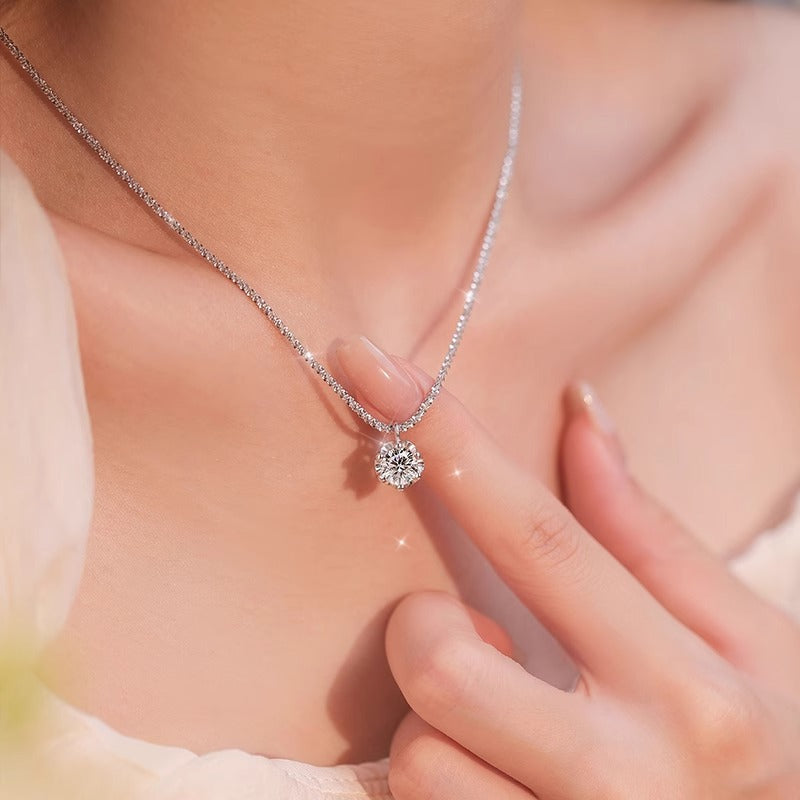 S925 Sterling Silver Moissanite Crown Six-Claw Necklace
