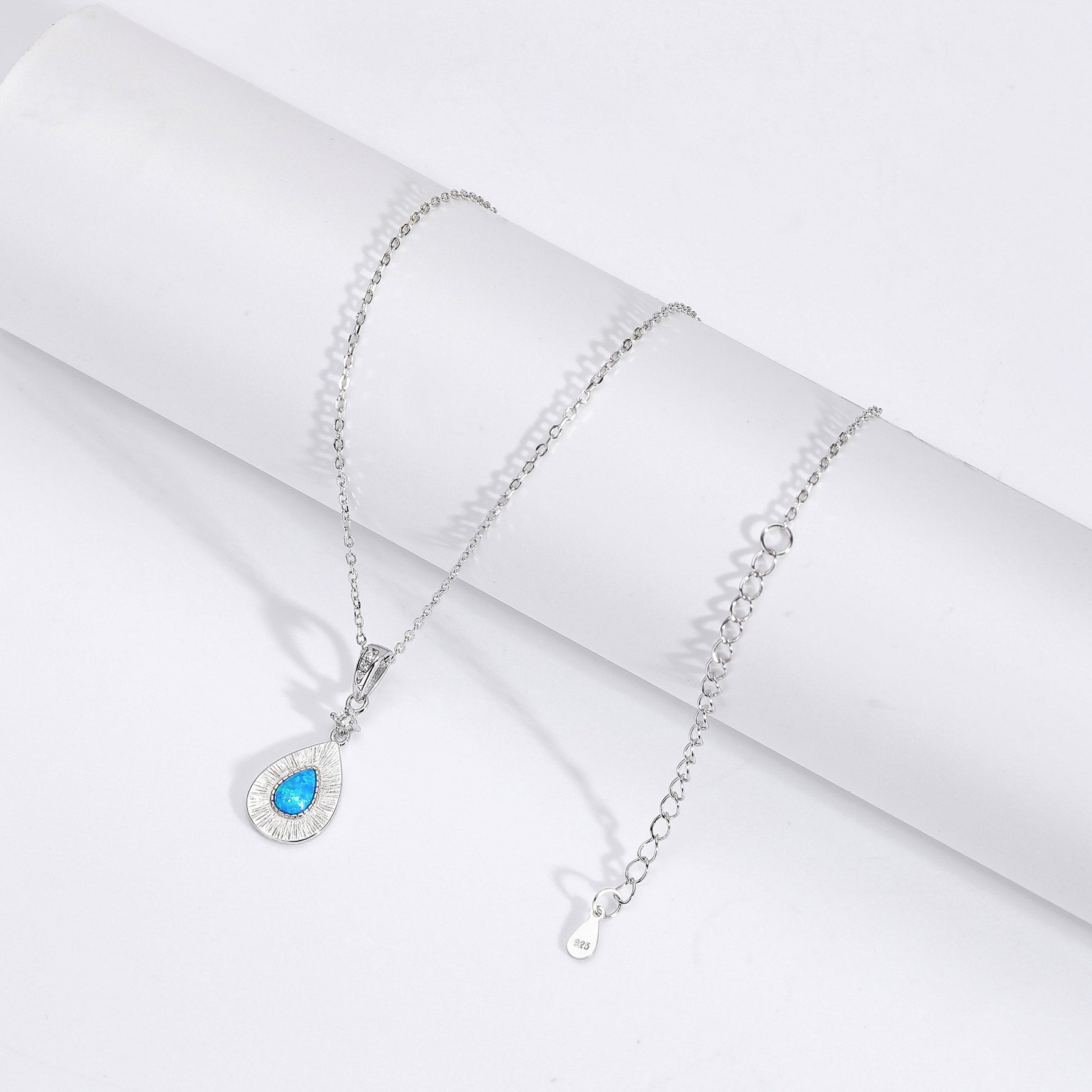 S925 Sterling Silver Teardrop-Shaped Opal Necklace with Zircon