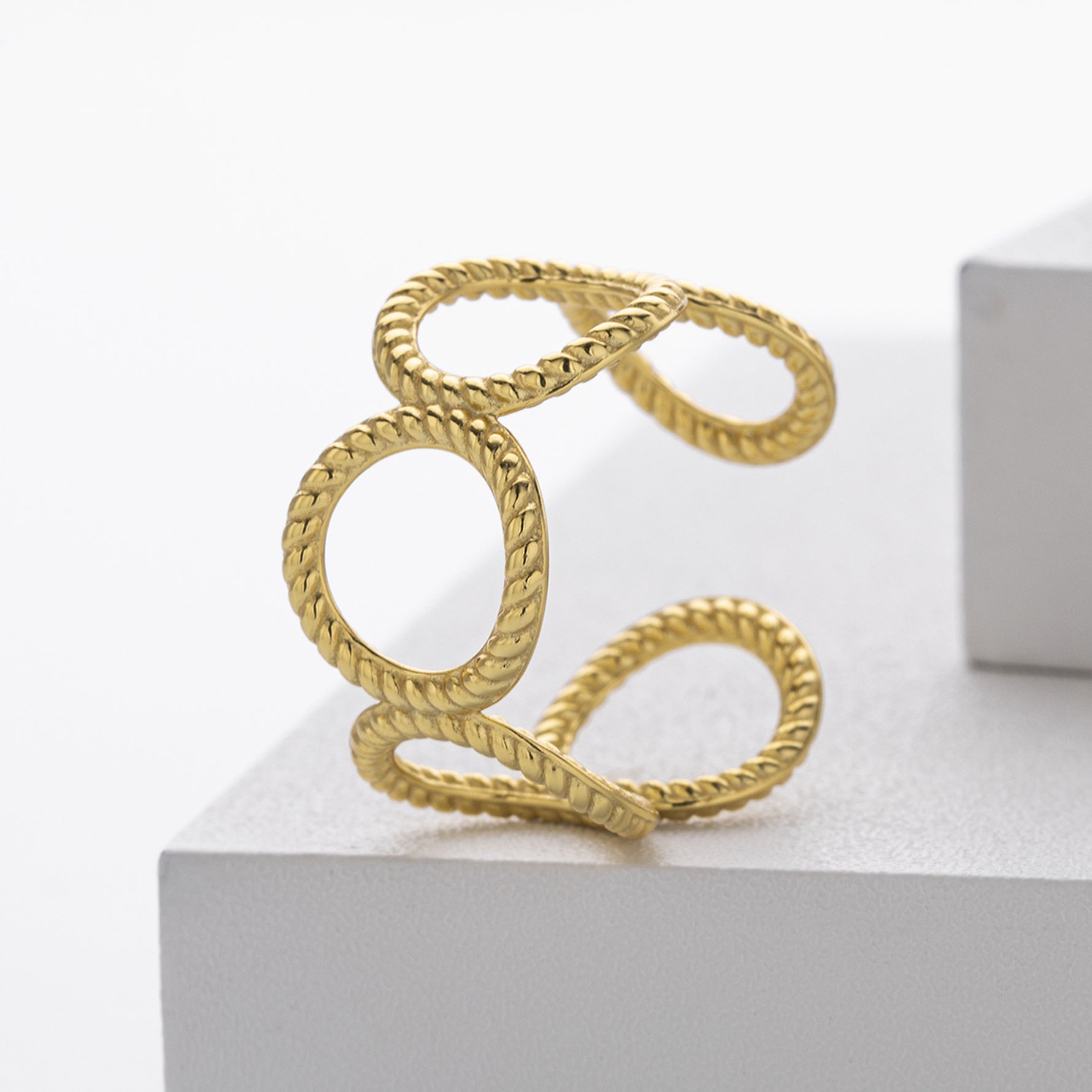 Stylish and unique braided band ring in S925 sterling silver