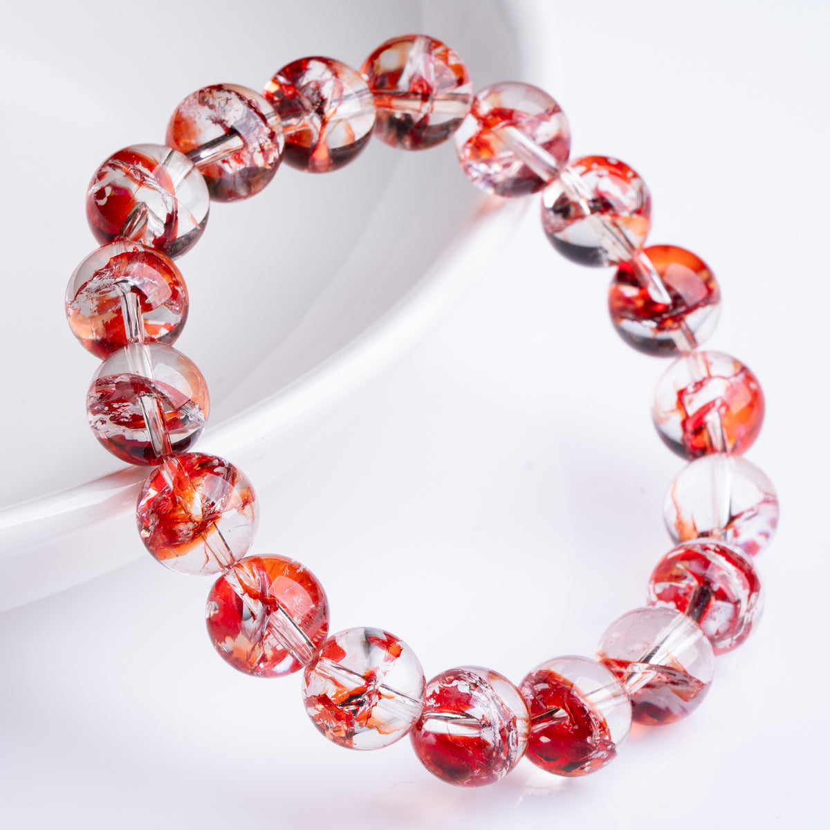Natural Koi-Patterned Phantôm Quartz Bead Bracelet