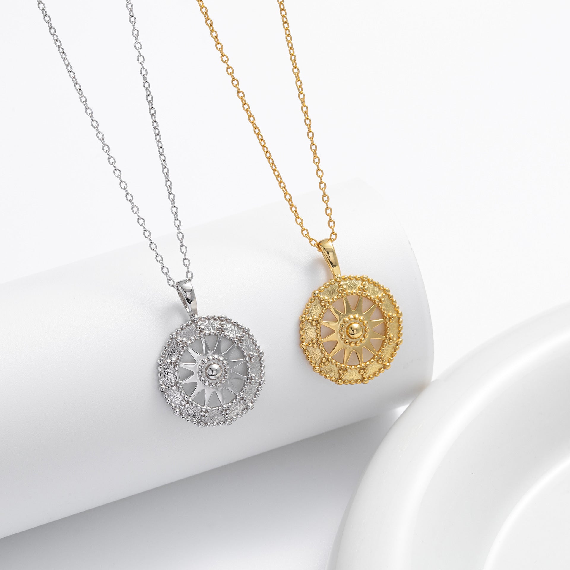 S925 Sterling Silver Creative Hollow Round Pendant Necklace