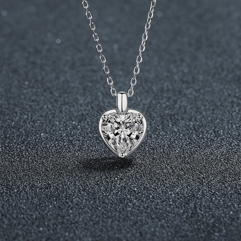 S925 Sterling Silver Moissanite Heart-Shaped Pendant Necklace