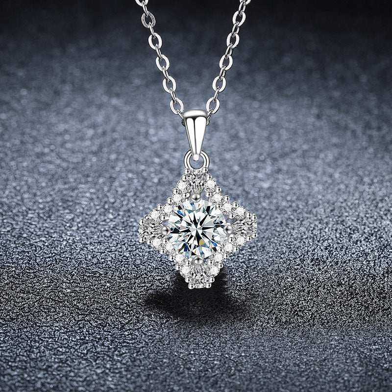 S925 Sterling Silver Moissanite Four Pointed Stars Pendant Necklace