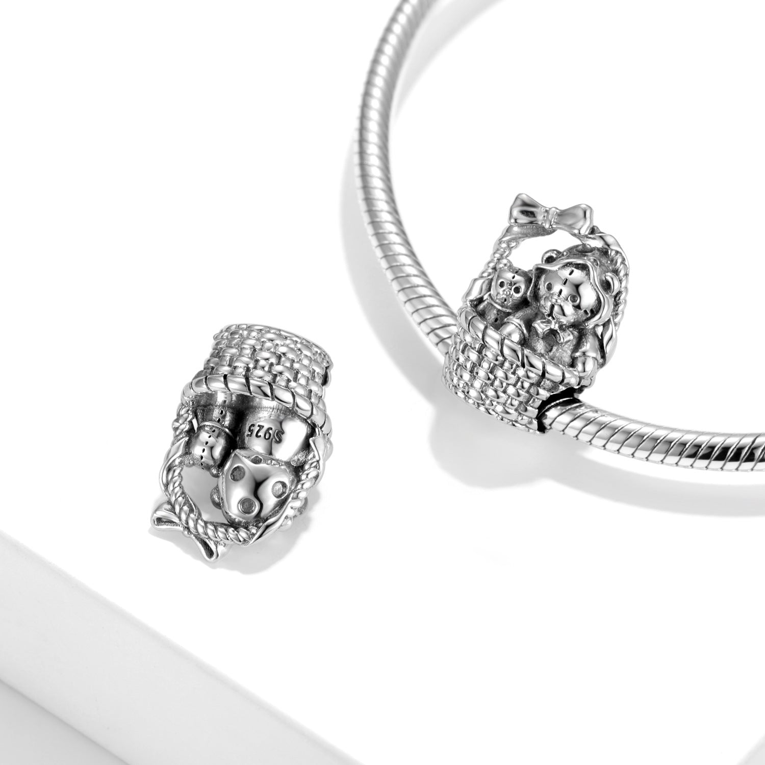 S925 Sterling Silver Bear with Basket Bead Pendant