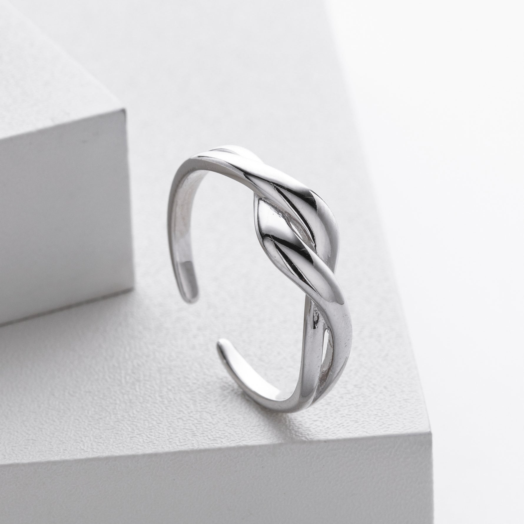 S925 Sterling Silver Ring, Stylish and Unique Plain Wave Pattern