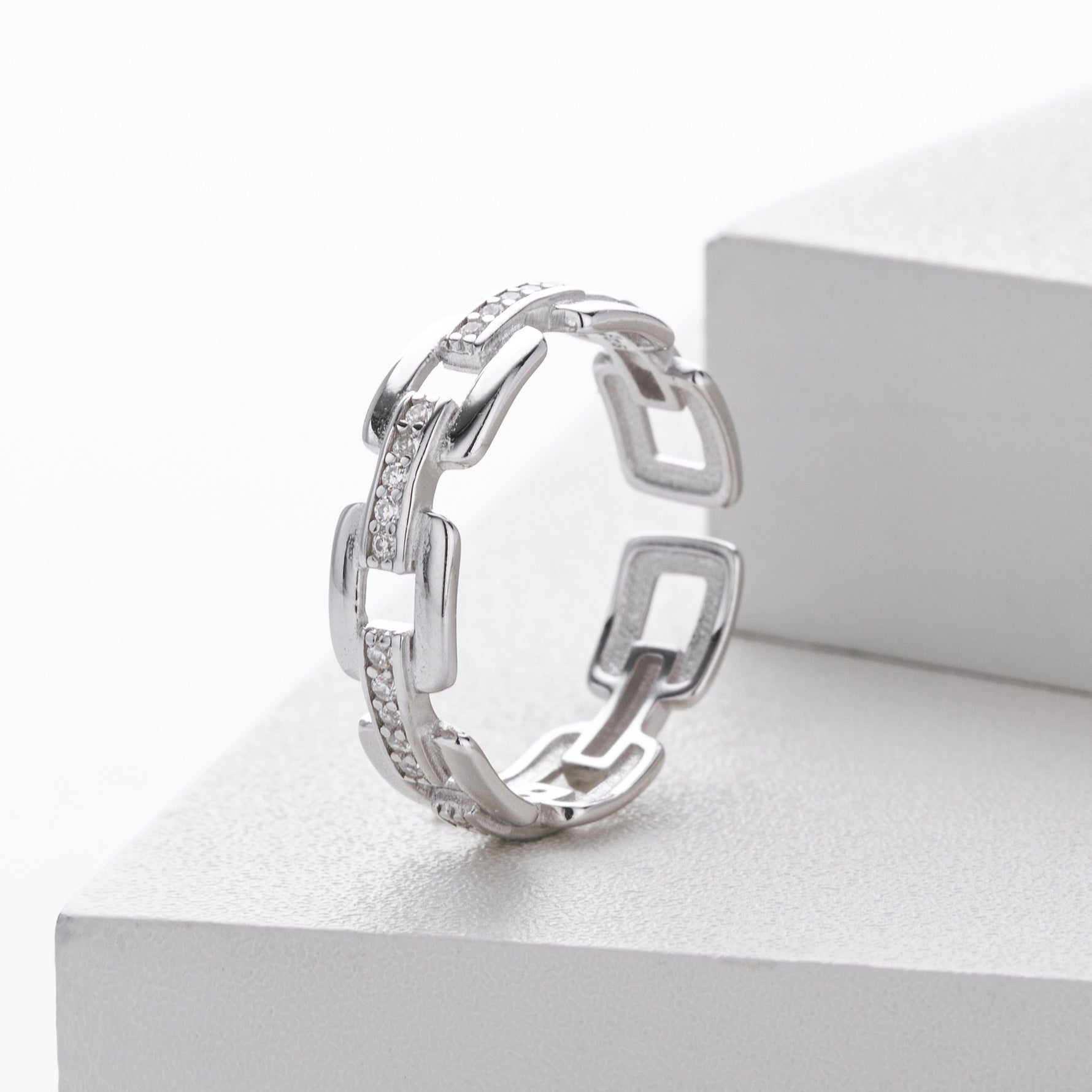 S925 Sterling Silver Ring with Zirconia Chain