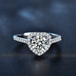 925 Sterling Silver Heart-Shaped Moissanite Ring
