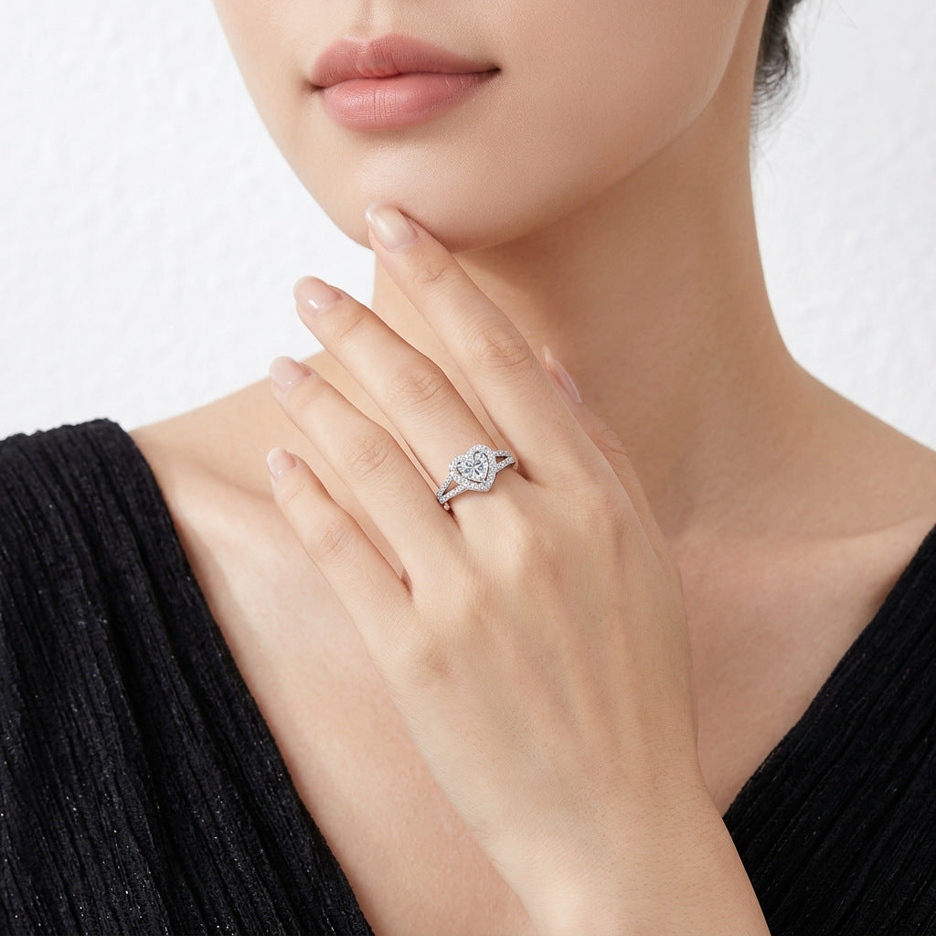 S925 Sterling Silver Heart-Shaped Moissanite Ring