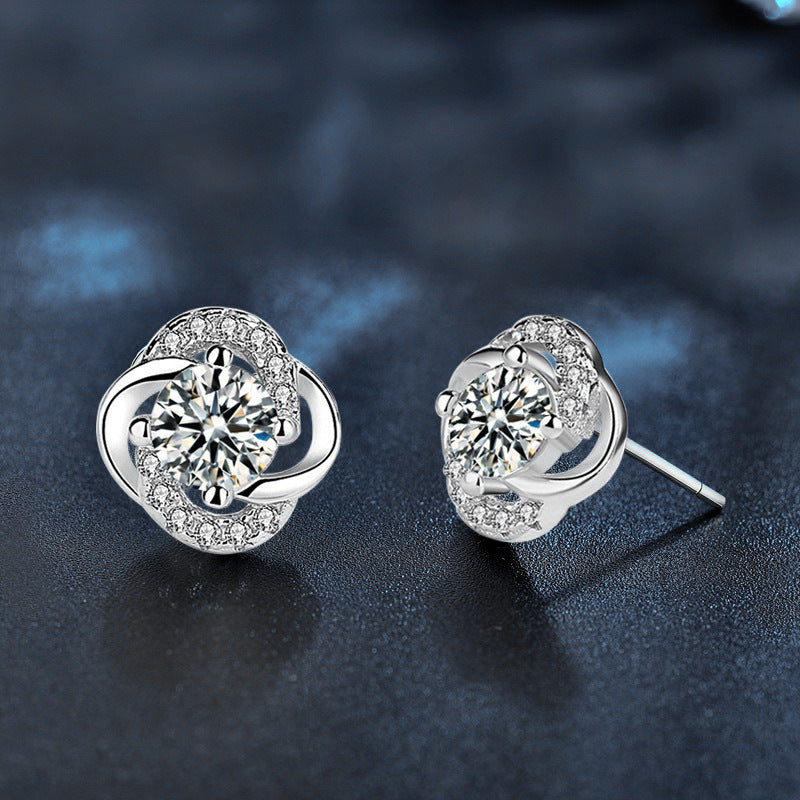 925 Sterling Silver Moissanite Four-Leaf Clover Stud Earrings