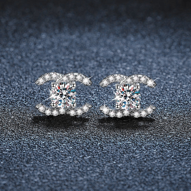 925 Sterling Silver "Double C" Moissanite Stud Earrings — Simple & Sophisticated