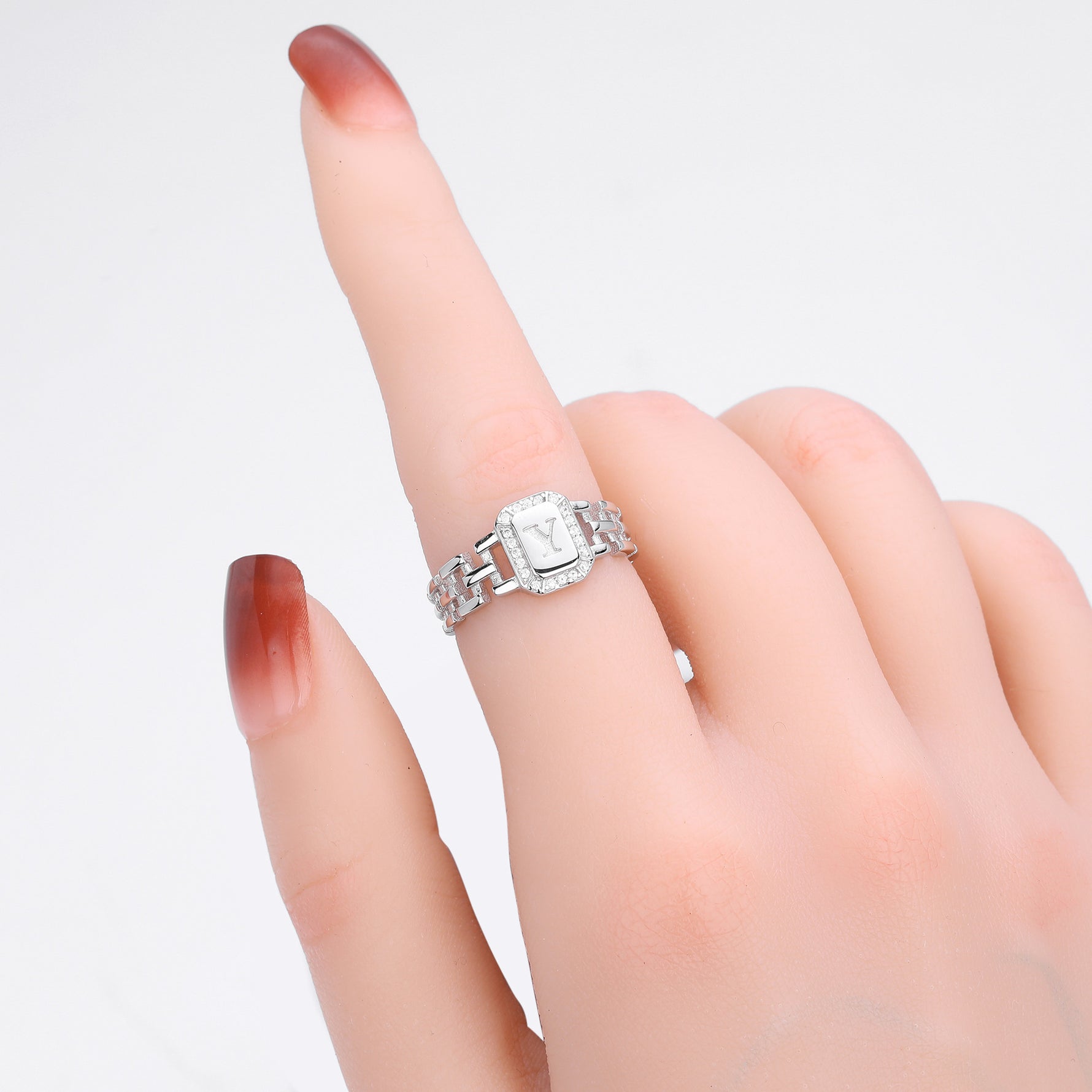 Stylish and simple S925 sterling silver ring with English letter band