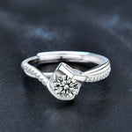 S925 Sterling Silver “Angel‘s Kiss” Moissanite Engagement Ring