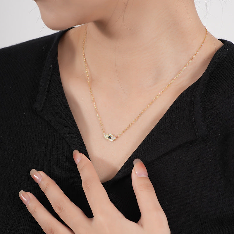 s925 Sterling Silver and Zircon Necklace