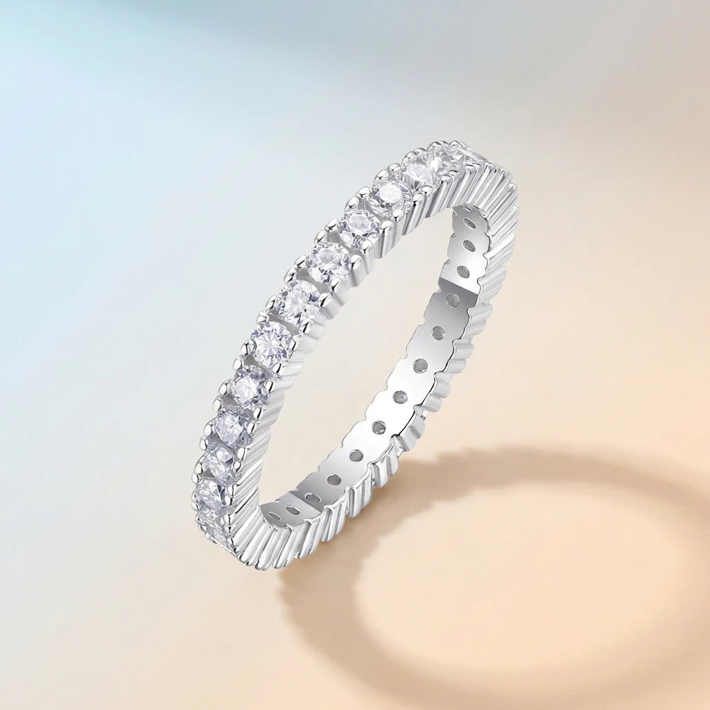 S925 Sterling Silver Closed-Band Ring Fully Set with Moissanite