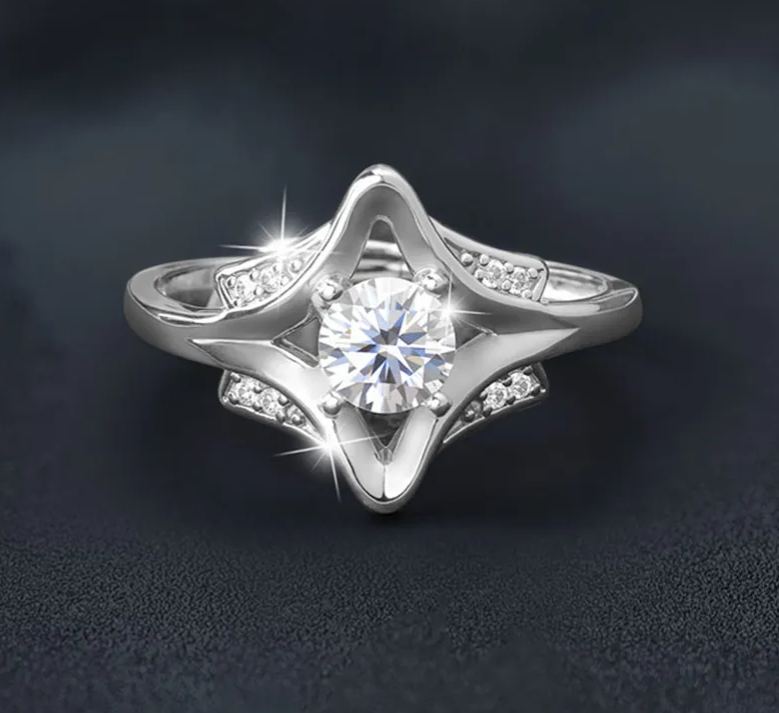 S925 Sterling Silver Four-Pointed Star Moissanite Ring