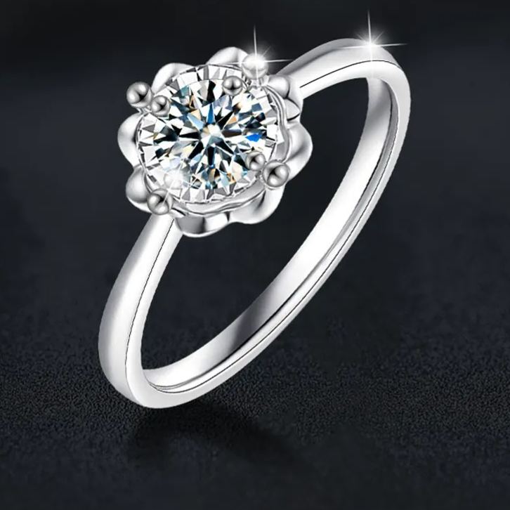 S925 Sterling Silver Flower Moissanite Engagement Ring