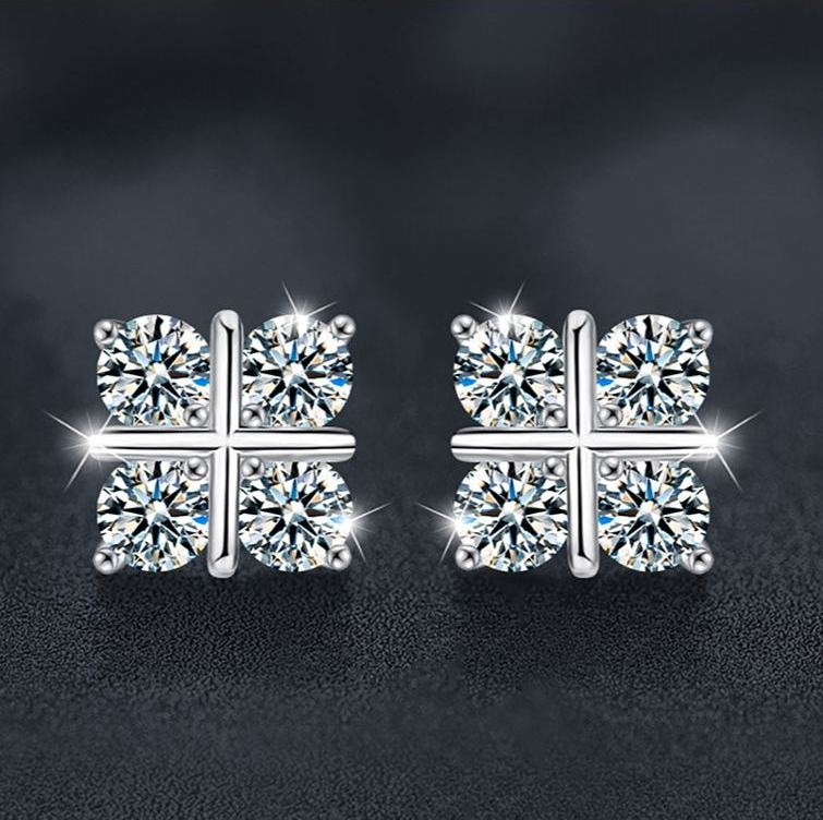 S925 Sterling Silver Moissanite Four-Leaf Clover Stud Earrings