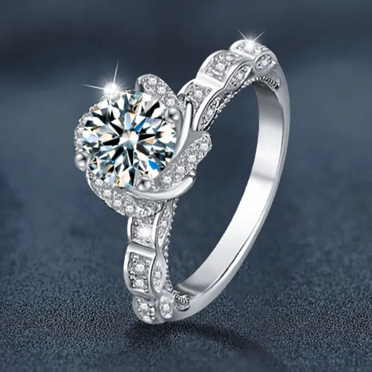 S925 Sterling Silver Crown Princess Moissanite Ring