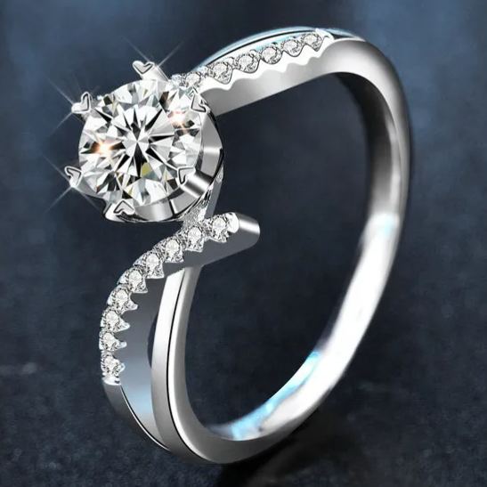 S925 Sterling Silver Moissanite Six-Claw Ring