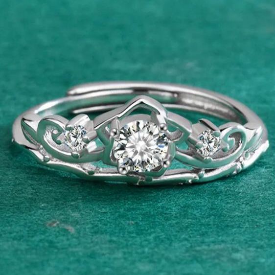 S925 Sterling Silver Moissanite Love Crown Ring