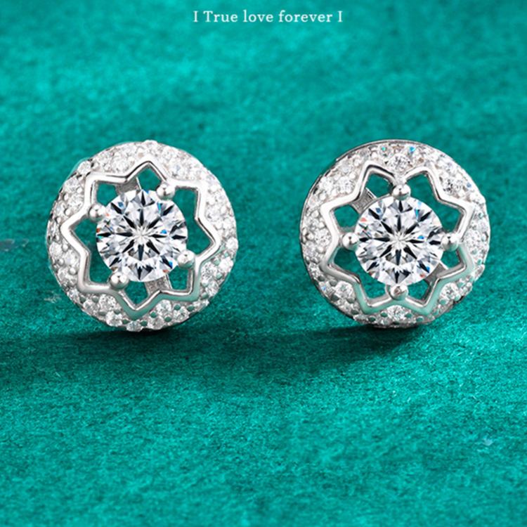 S925 Sterling Silver Star-Shaped Openwork Moissanite Four-Prong Earrings