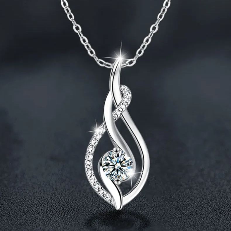 S925 Sterling Silver Twist Moissanite Necklace