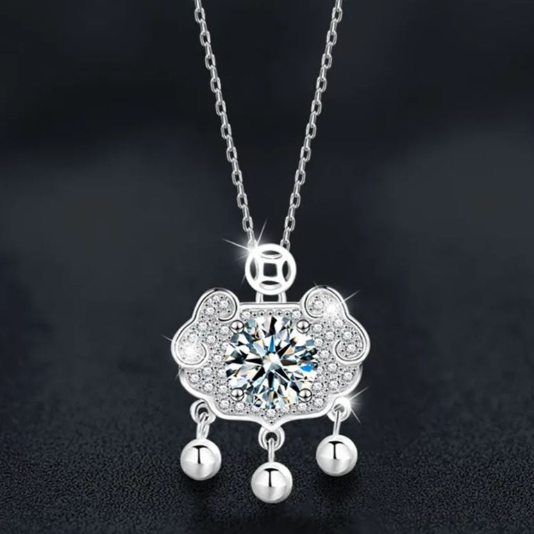 S925 Sterling Silver Moissanite Good Fortune Safety Lock Necklace