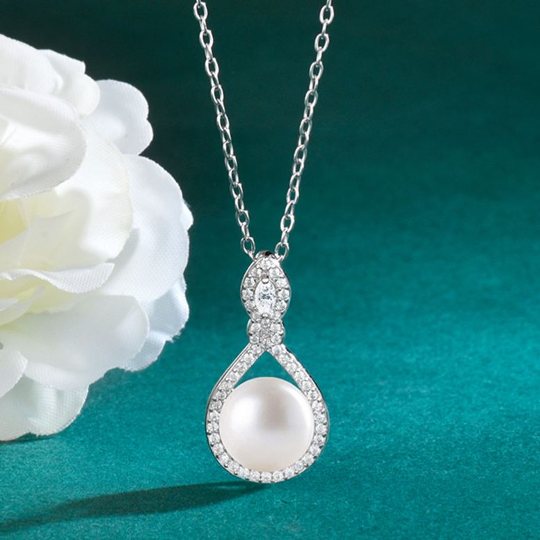 S925 Sterling Silver Moissanite Treasure Life Necklace