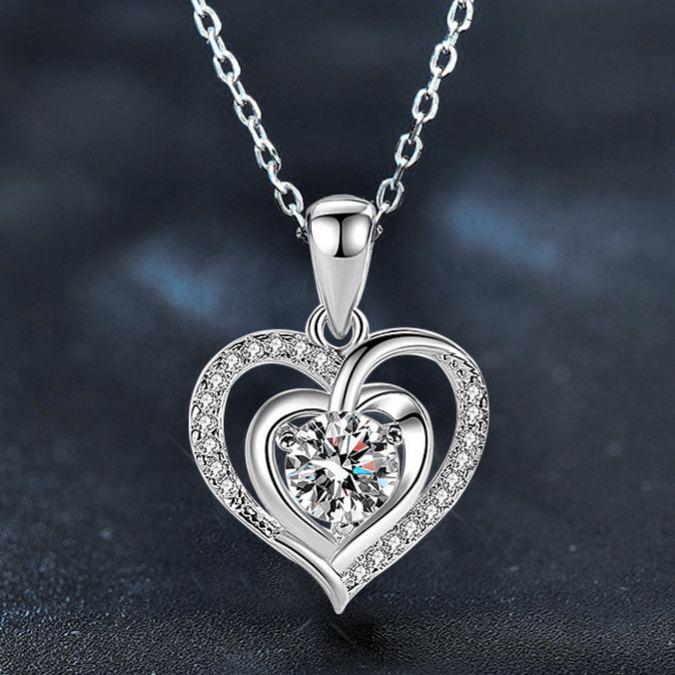S925 Sterling Silver Moissanite Loving Heart Necklace