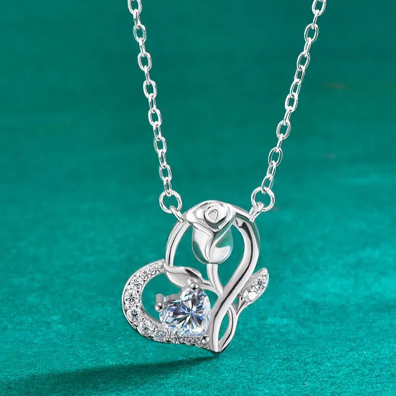 S925 Sterling Silver Rose Heart Moissanite Necklace