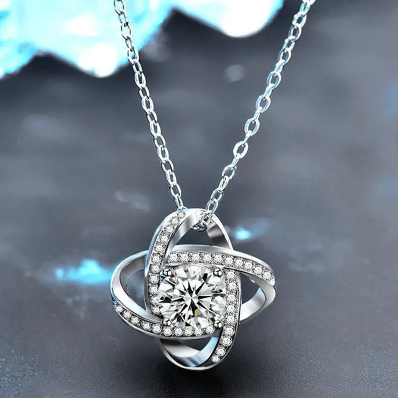 S925 Sterling Silver Moissanite Four-Leaf Clover Pendant Necklace