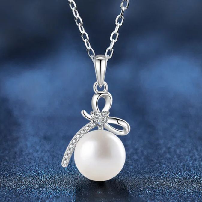 S925 Sterling Silver Natural Freshwater Pearl Moissanite Bow Pendant Necklace