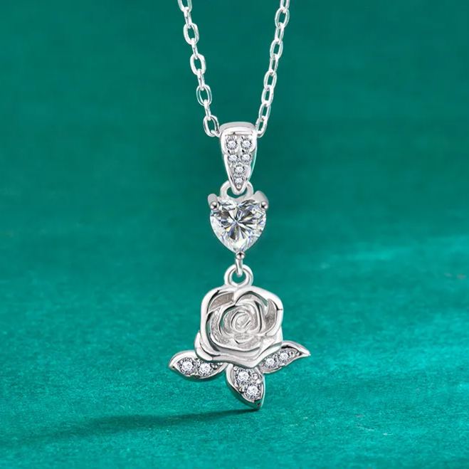 S925 Sterling Silver Moissanite Love Rose Pendant Necklace