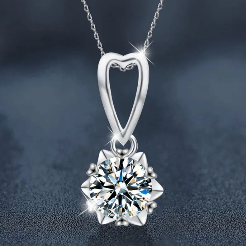 S925 Sterling Silver Loving Heart Moissanite Necklace