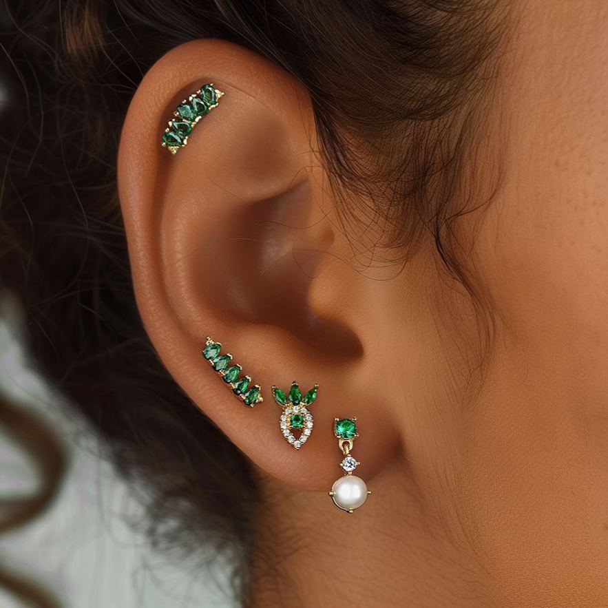 S925 Sterling Silver Stud Earrings with Green Zirconia(Single unit)